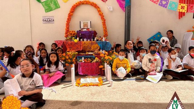 Centro Educativo Miguel Lara Vasallo Evento Celebración de Dia de Muertos en las culturas del mundo